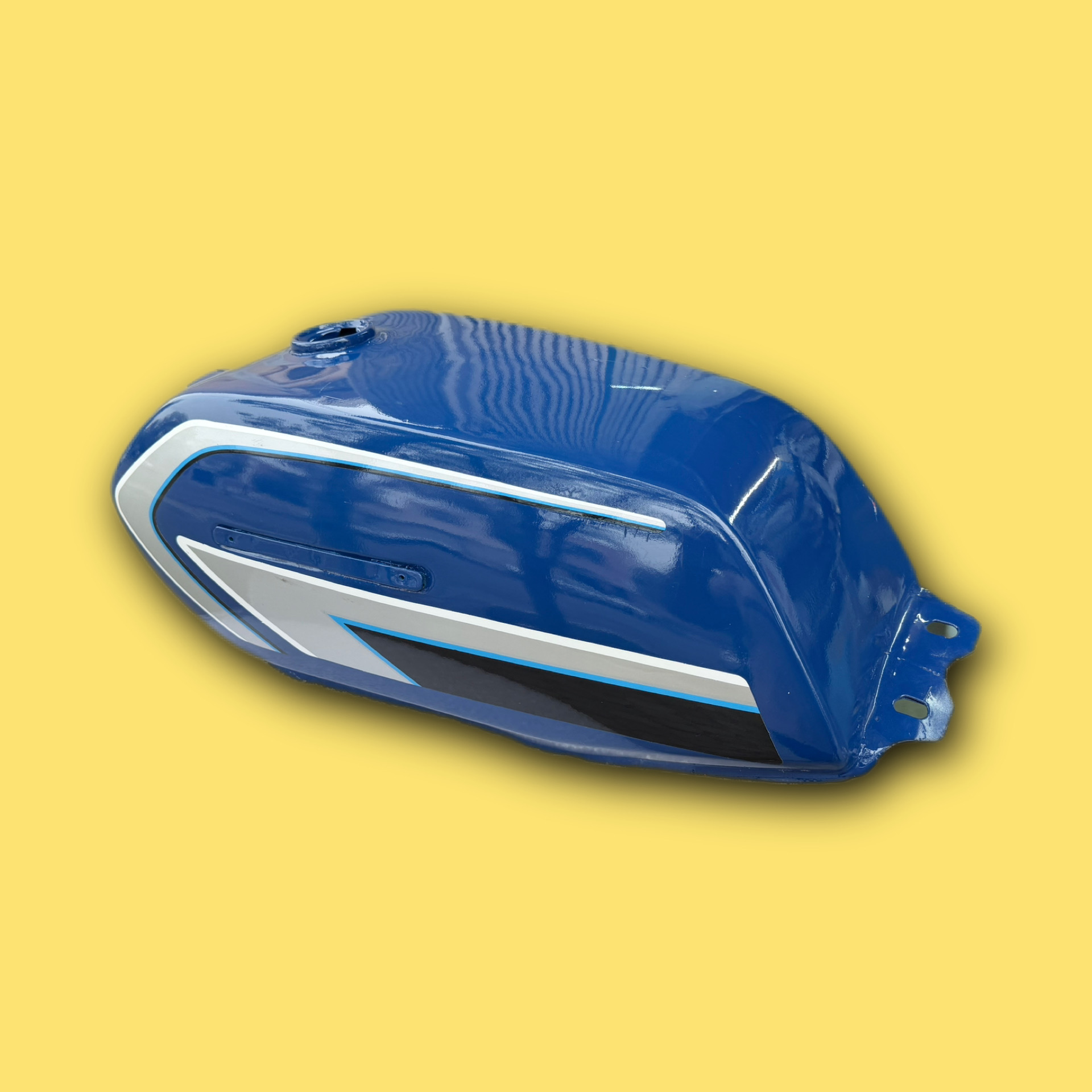 باک سوزوکی AX 100